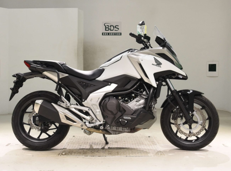 Мотоцикл Honda NC750X с пробегом 12217 km