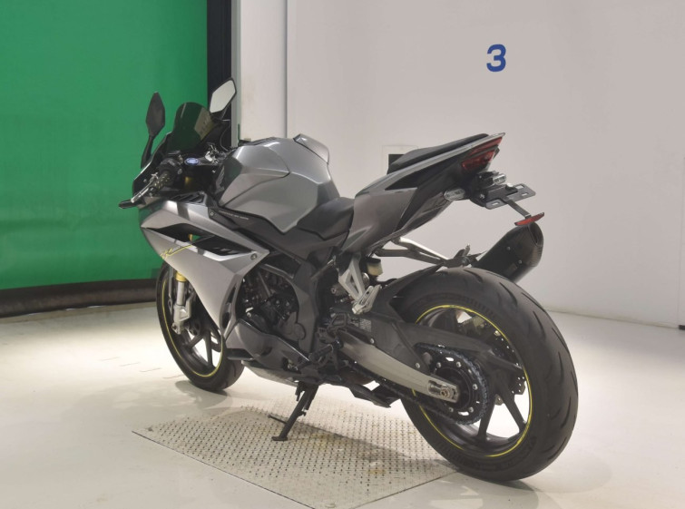 Мотоцикл Honda CBR250RR с пробегом 42787 km