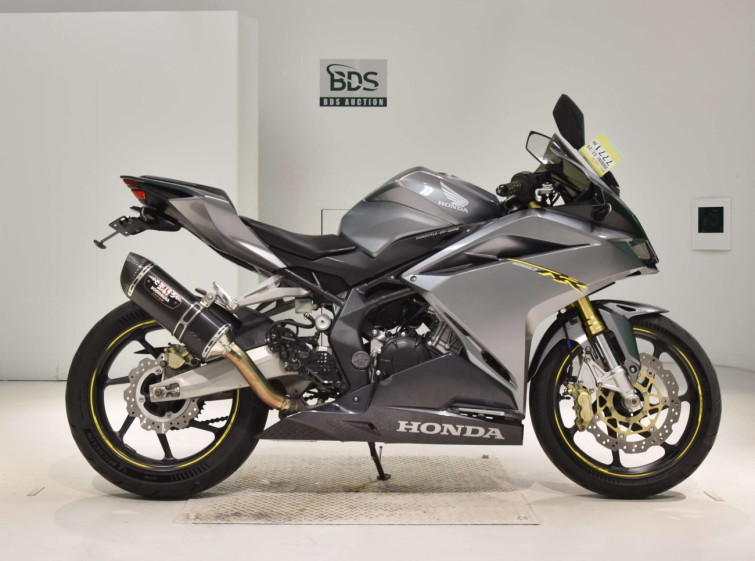 Мотоцикл Honda CBR250RR с пробегом 42787 km