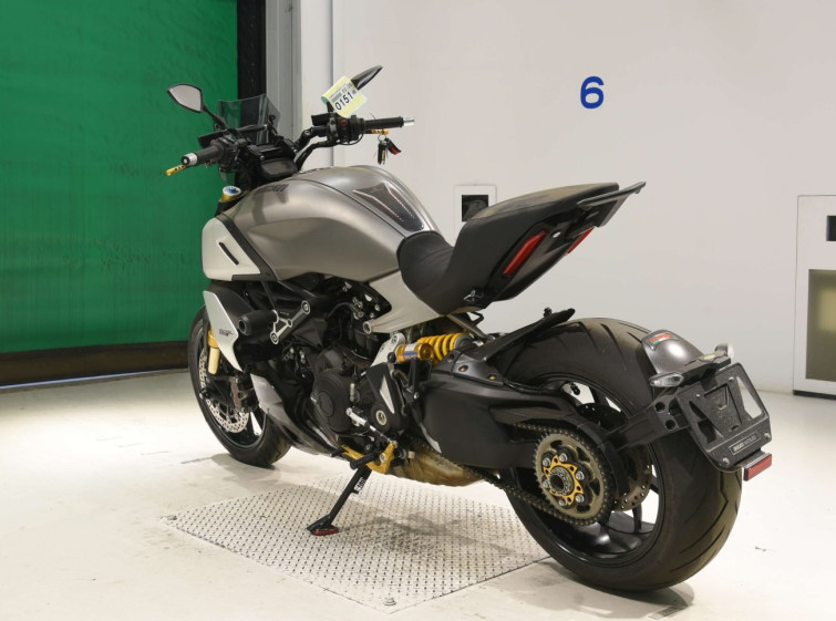 Мотоцикл Ducati DIAVEL 1260S з пробігом 10150 km