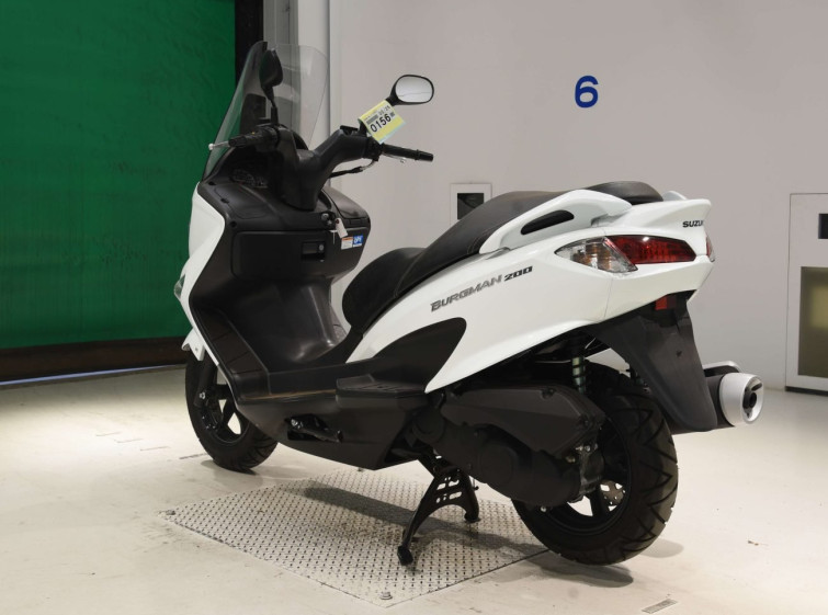 Мотоцикл Suzuki BURGMAN200 с пробегом 1575 km