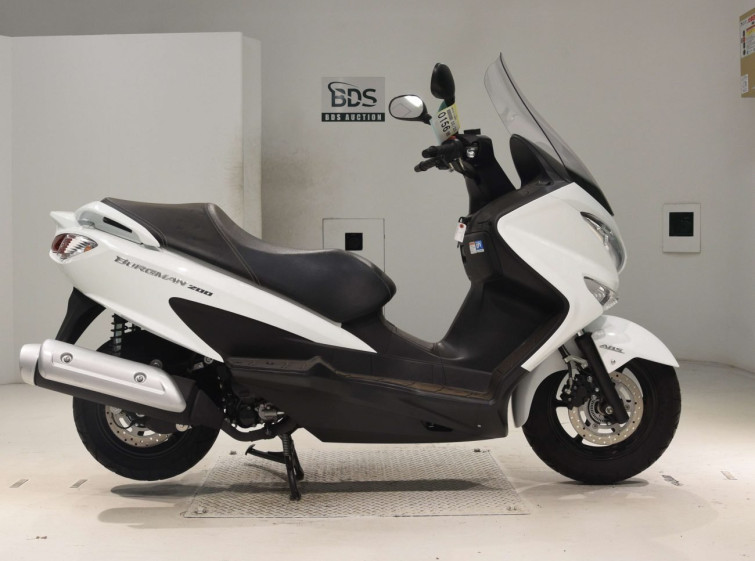 Мотоцикл Suzuki BURGMAN200 с пробегом 1575 km