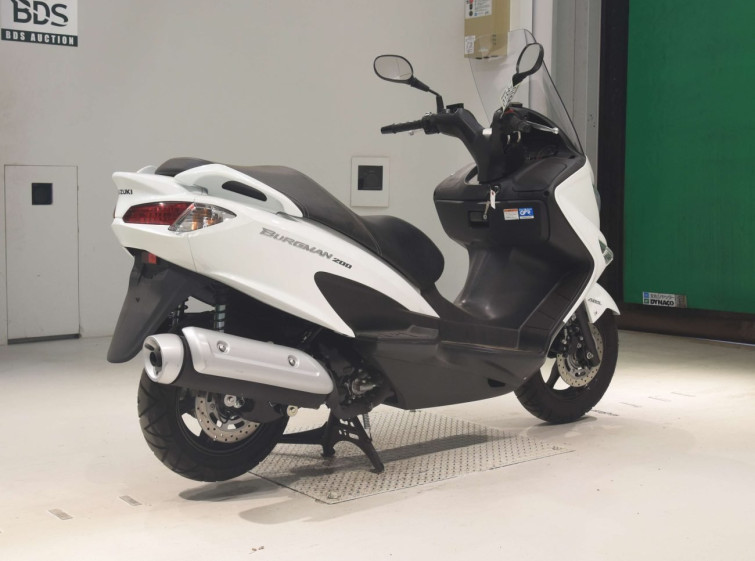 Мотоцикл Suzuki BURGMAN200 с пробегом 1575 km