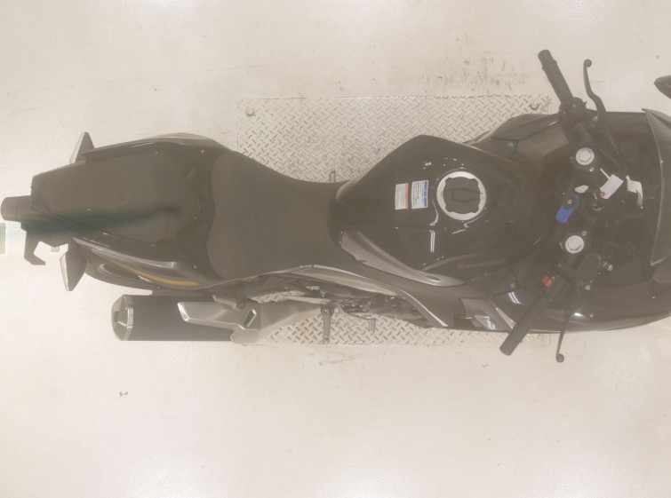 Мотоцикл Kawasaki NINJA400 с пробегом 1835 km