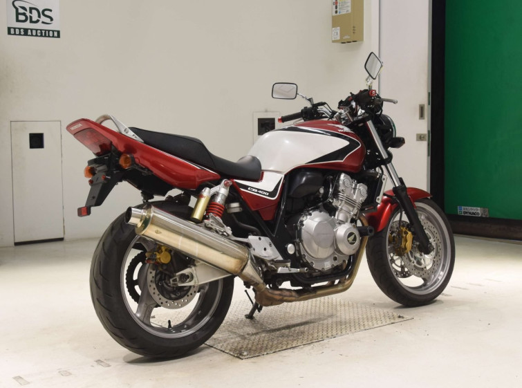 Мотоцикл Honda CB400SFV з пробігом 33806 km