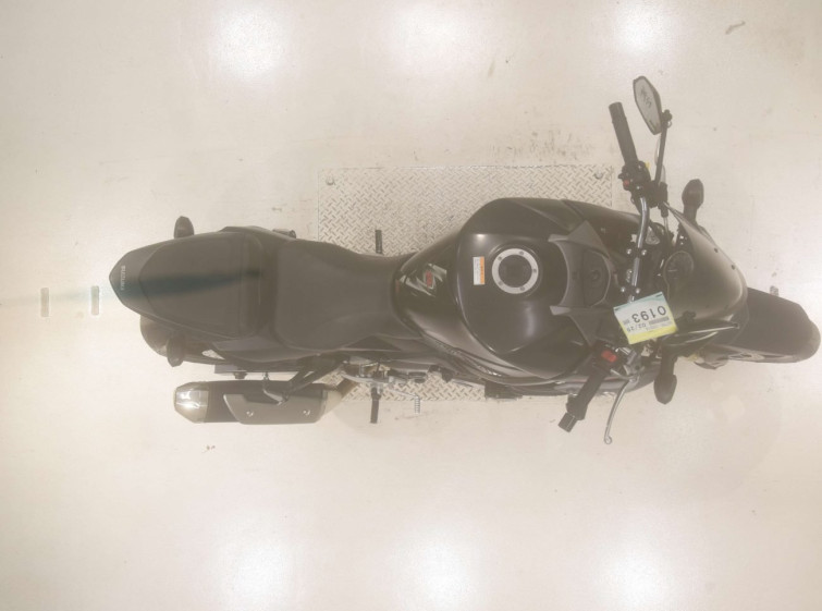 Мотоцикл Suzuki GSR750 с пробегом 42009 km