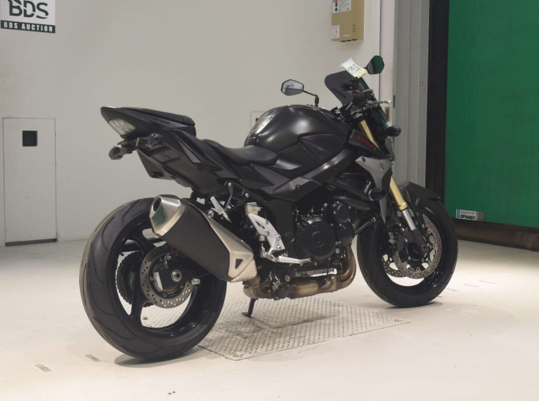 Мотоцикл Suzuki GSR750 с пробегом 42009 km