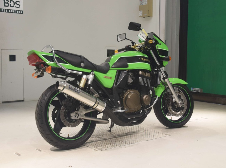 Мотоцикл Kawasaki ZRX400 з пробігом 67889 km