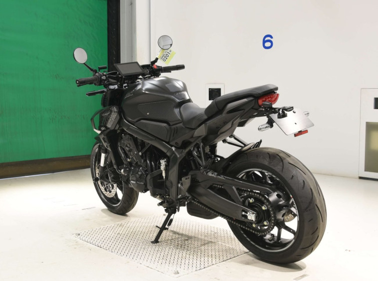 Мотоцикл Honda CB650R с пробегом 7173 km