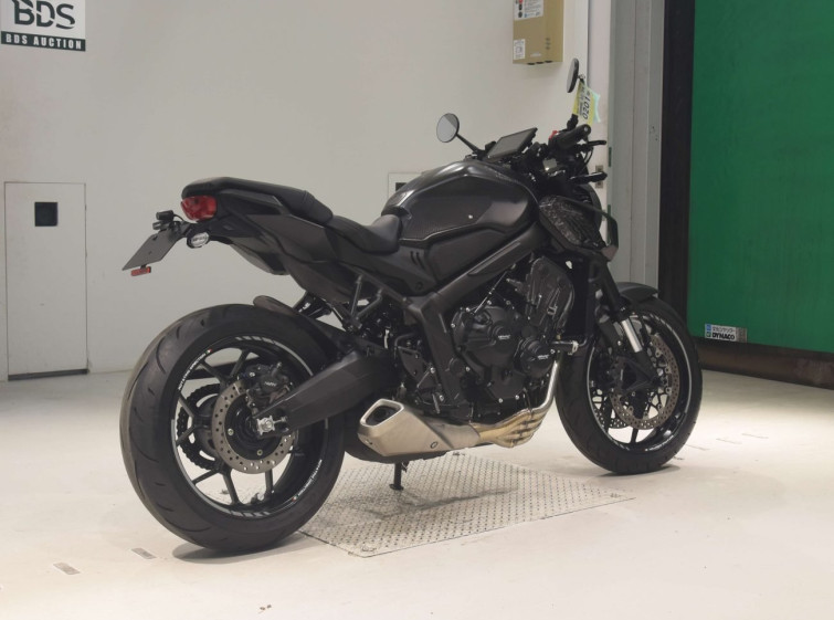 Мотоцикл Honda CB650R с пробегом 7173 km