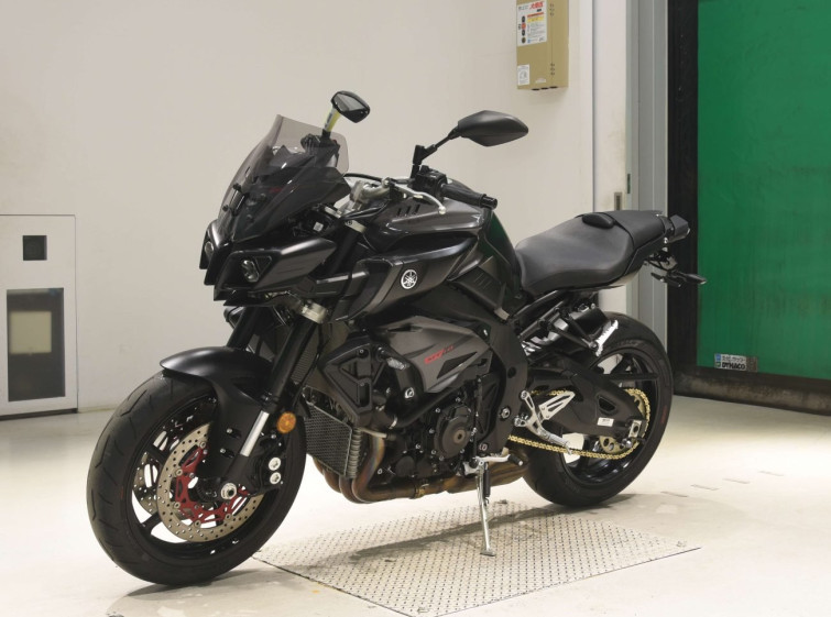 Мотоцикл Yamaha MT-10 з пробігом 10044 km