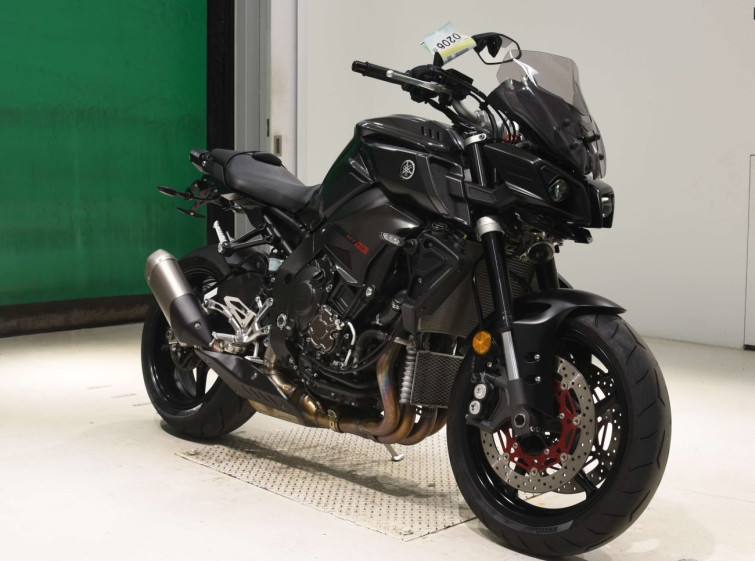 Мотоцикл Yamaha MT-10 з пробігом 10044 km