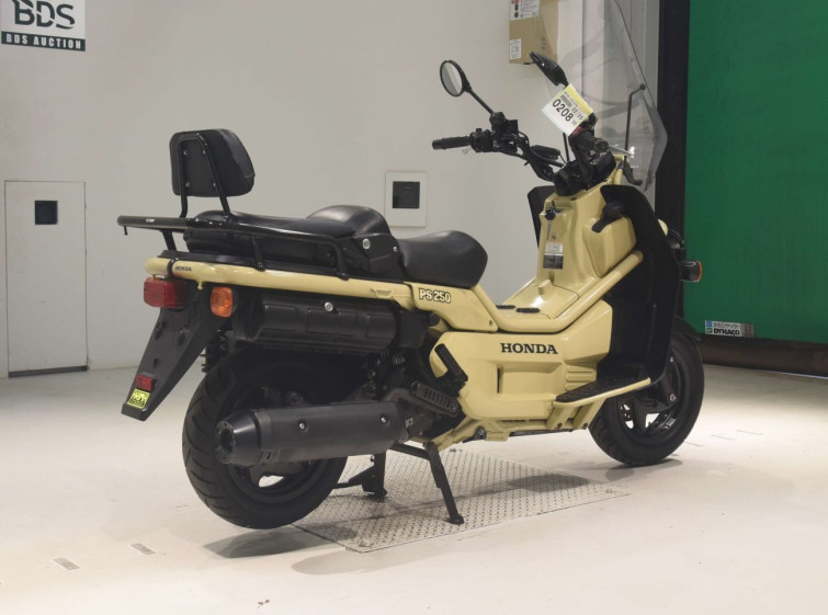 Мотоцикл Honda PS250 BIG RUCKUS з пробігом 28632 km