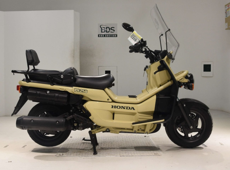 Мотоцикл Honda PS250 BIG RUCKUS з пробігом 28632 km