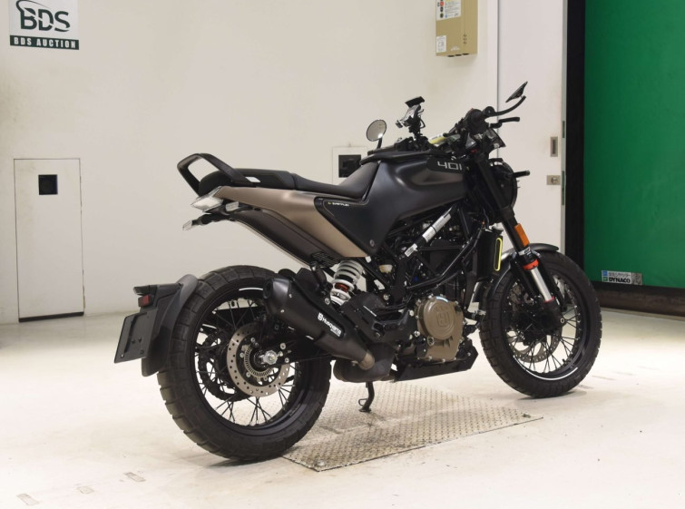 Мотоцикл Husqvarna SVARTPILEN 401 с пробегом 5105 km