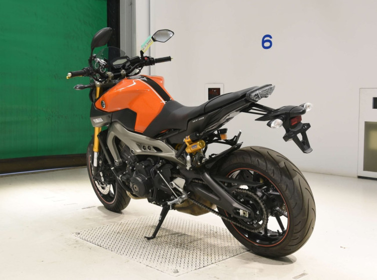 Мотоцикл Yamaha MT-09 с пробегом 8776 km