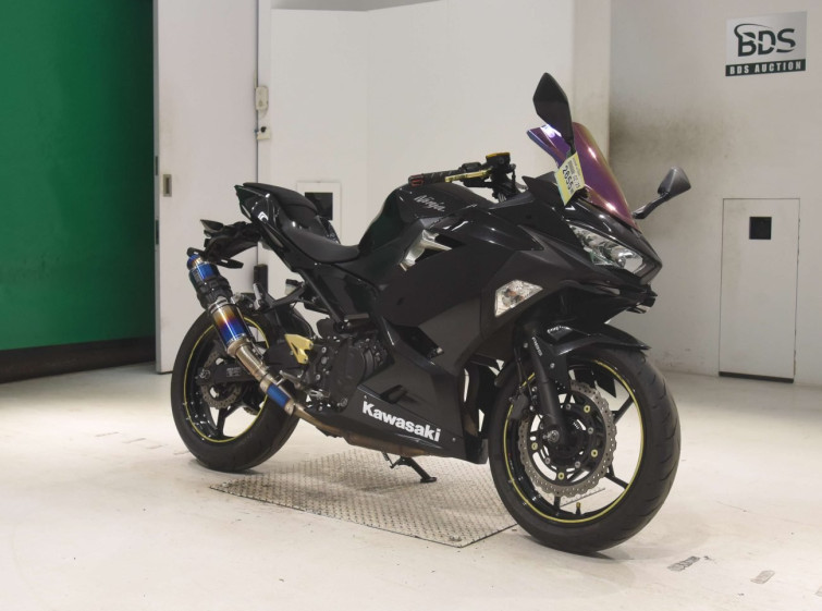 Мотоцикл Kawasaki NINJA250 с пробегом 42805 km