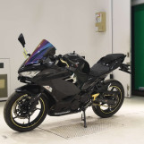 Мотоцикл Kawasaki NINJA250 с пробегом 42805 km