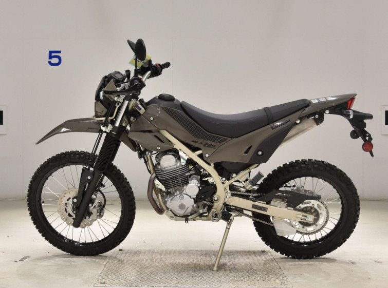 Мотоцикл Kawasaki KLX230 SHERPA з пробігом 104 km