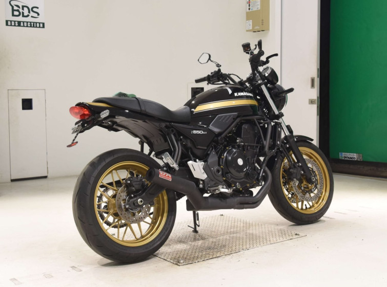 Мотоцикл Kawasaki Z650RS с пробегом 5446 km