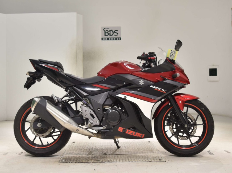 Мотоцикл Suzuki GSX250R с пробегом 23811 km