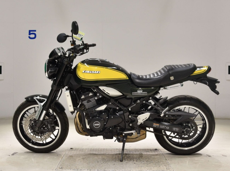 Мотоцикл Kawasaki Z900RS YELLOW BALL EDITION с пробегом 9268 km