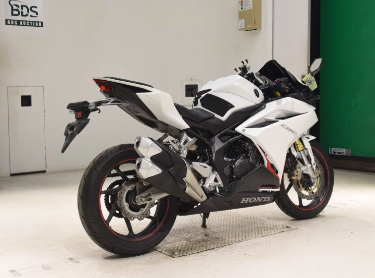 Мотоцикл Honda CBR250RRA с пробегом 7490 km