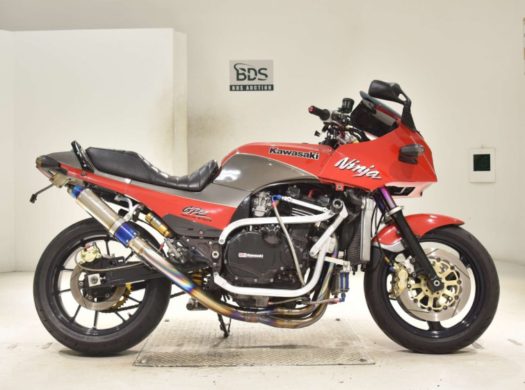 Мотоцикл Kawasaki GPZ900R с пробегом 35456 km