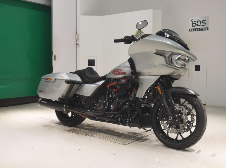 Мотоцикл HD FLTRXSTSE1980CVO с пробегом 68 km