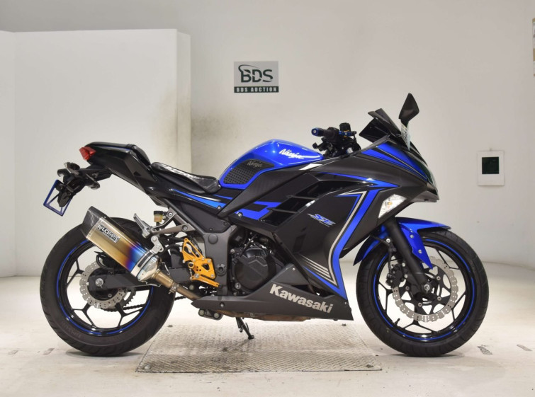 Мотоцикл Kawasaki NINJA250 с пробегом 13044 km