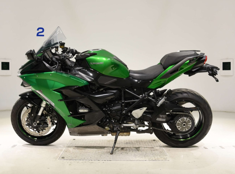 Мотоцикл Kawasaki NINJA H2 SX SE + с пробегом 10420 km