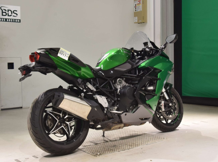 Мотоцикл Kawasaki NINJA H2 SX SE + с пробегом 10420 km