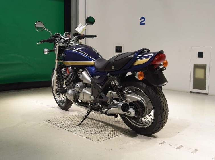 Мотоцикл Kawasaki ZEPHYR1100RS с пробегом 20579 km