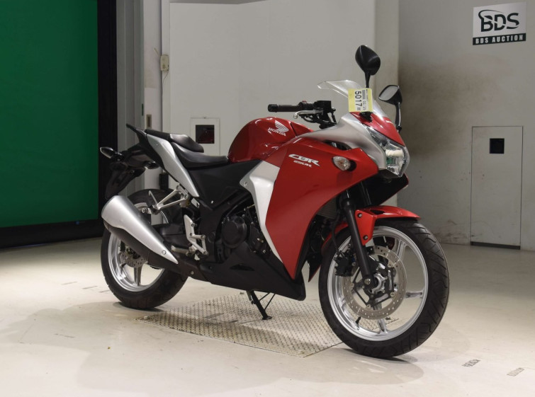 Мотоцикл Honda CBR250R с пробегом 4673 km