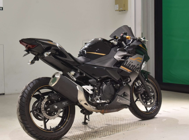 Мотоцикл Kawasaki NINJA250 с пробегом 21267 km