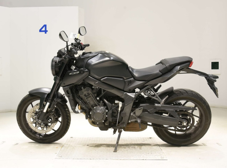 Мотоцикл Honda CB650R с пробегом 23375 km