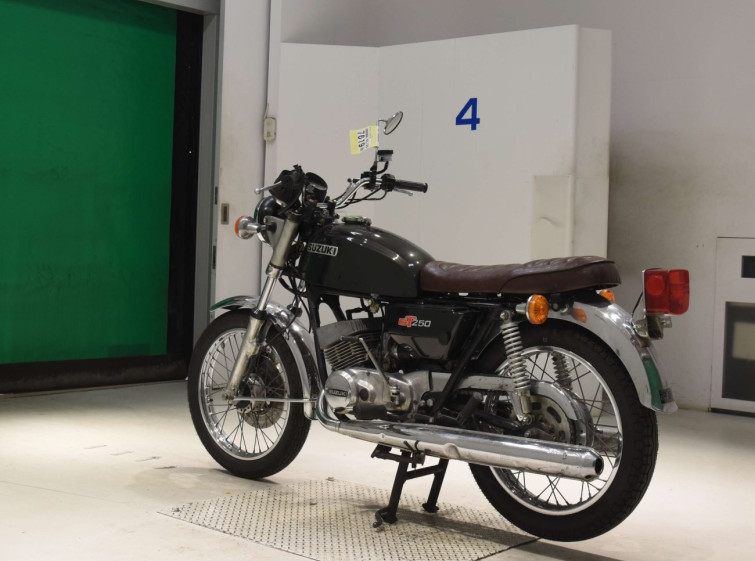 Мотоцикл Suzuki GT250 с пробегом 19949 km
