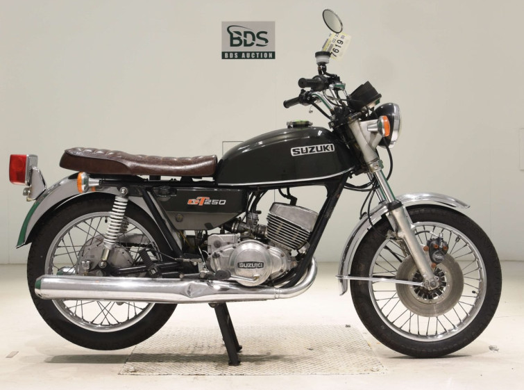 Мотоцикл Suzuki GT250 с пробегом 19949 km