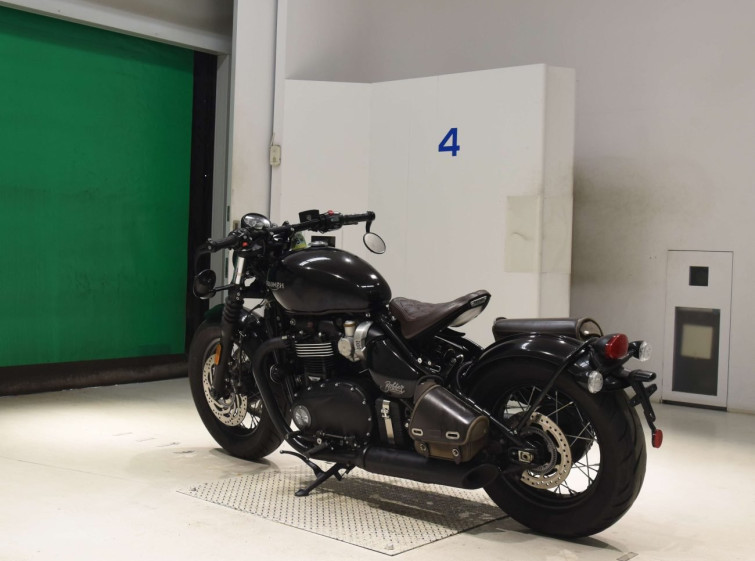 Мотоцикл Triumph BONNEVILLE BOBBER с пробегом 7496 km