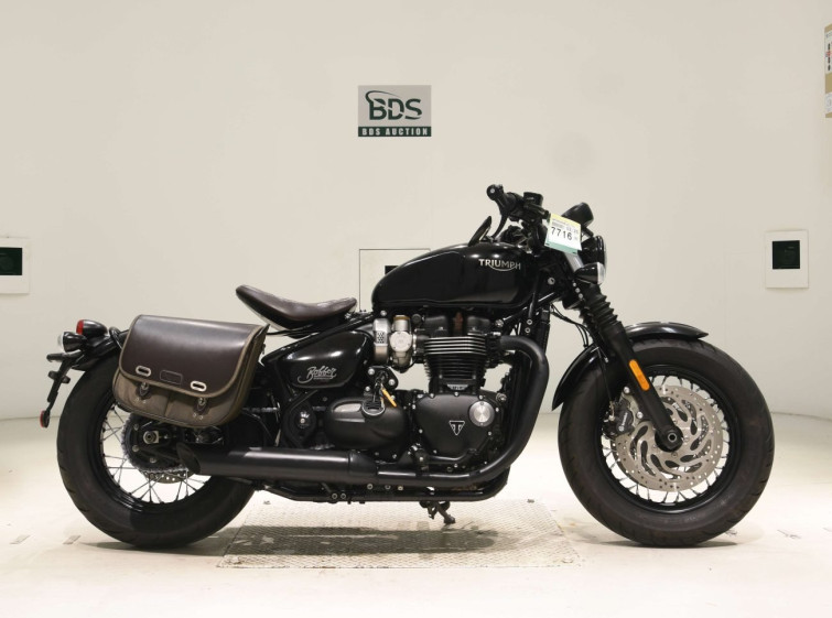 Мотоцикл Triumph BONNEVILLE BOBBER с пробегом 7496 km
