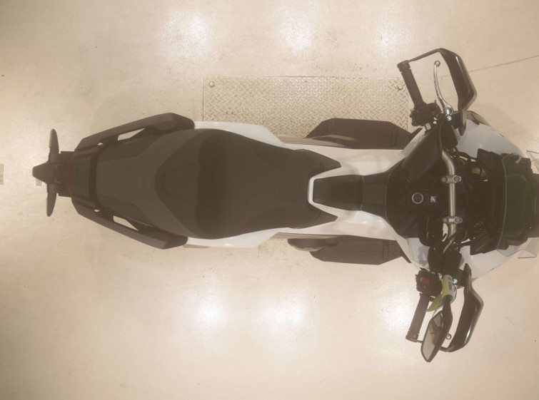 Мотоцикл Honda X-ADV750 с пробегом 1560 km