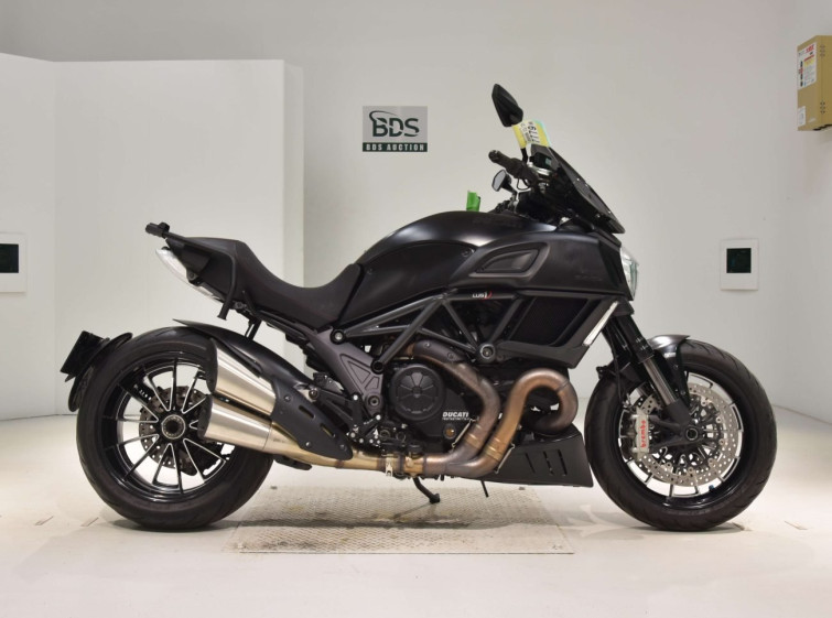 Мотоцикл Ducati DIAVEL з пробігом 39461 km