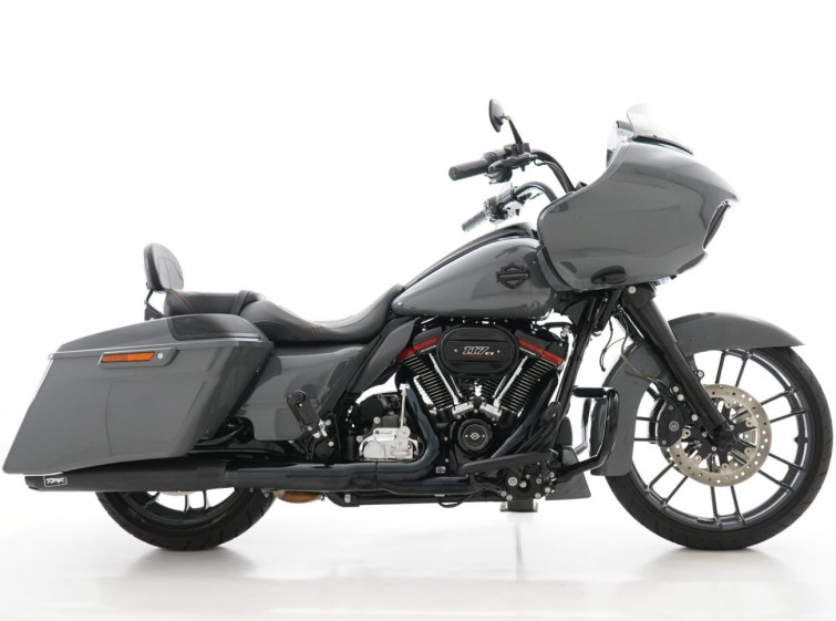 Мотоцикл HD ROAD GLIDE FLTR1580 с пробегом 2282 km