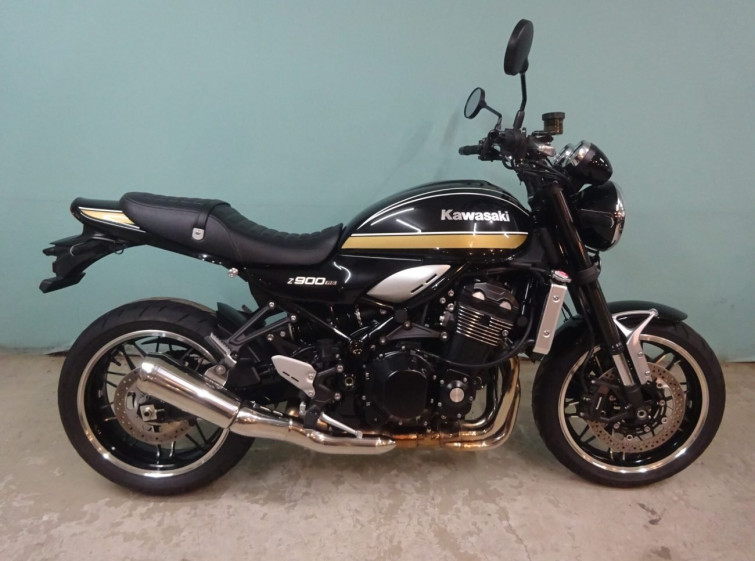Мотоцикл Kawasaki Z900RS с пробегом 8450 km