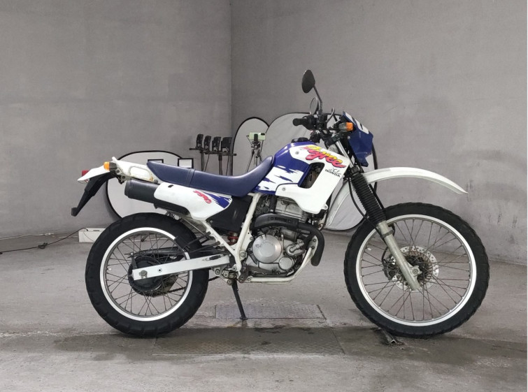Мотоцикл Honda XL250 DEGREE з пробігом 17055 km