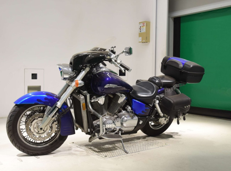 Мотоцикл Honda VTX1800 с пробегом 8469 m