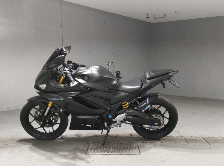Мотоцикл Yamaha YZF-R3 з пробігом 21788 km