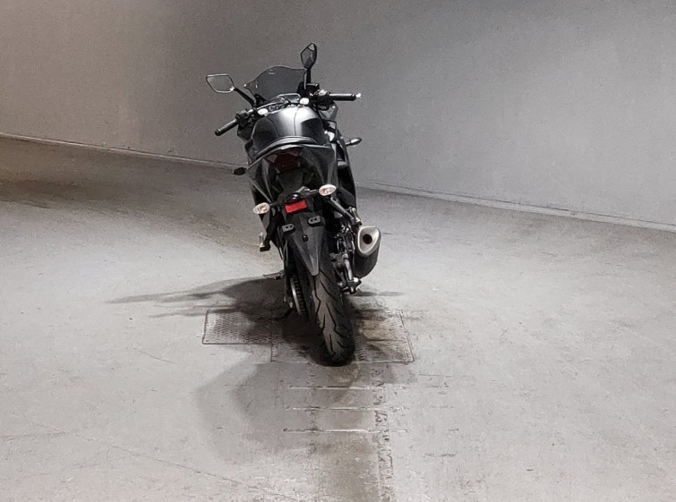 Мотоцикл Yamaha YZF-R25 с пробегом 7722 km