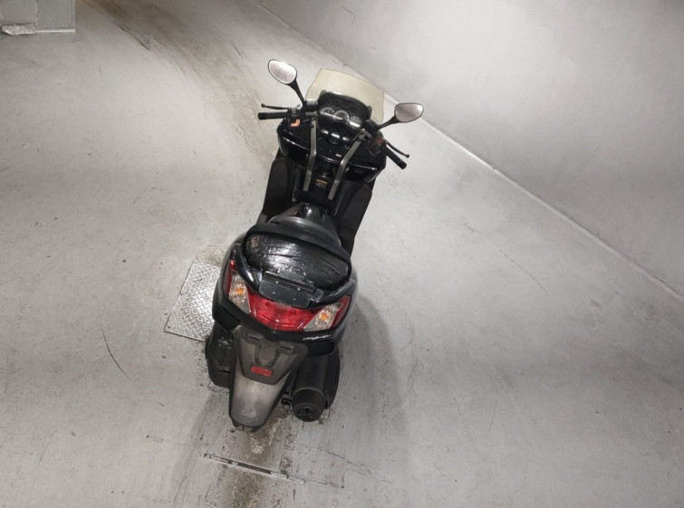 Мотоцикл Yamaha MAJESTY 250 з пробігом 46058 km