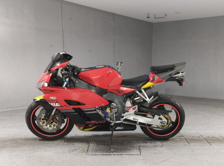 Мотоцикл Honda CBR1000RR с пробегом 31402 km